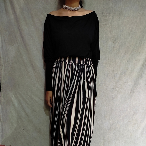 Off shoulder top - Picture 5 of 5